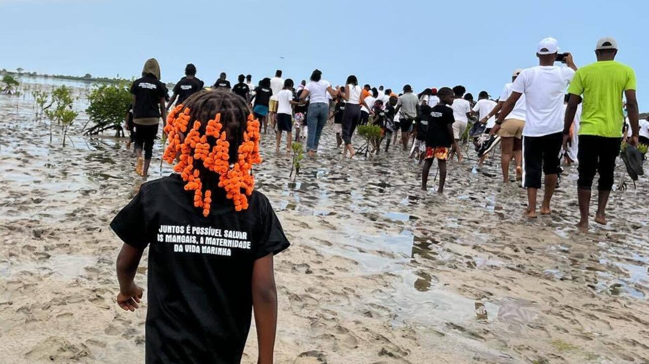 Foto de recolha de resíduos no evento